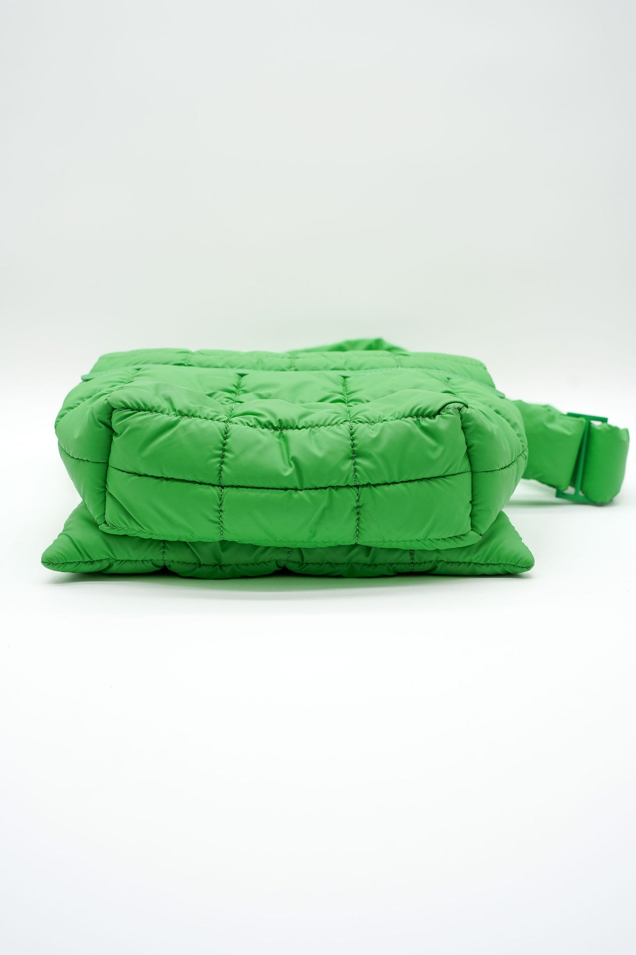 Tasche, Vee Collective