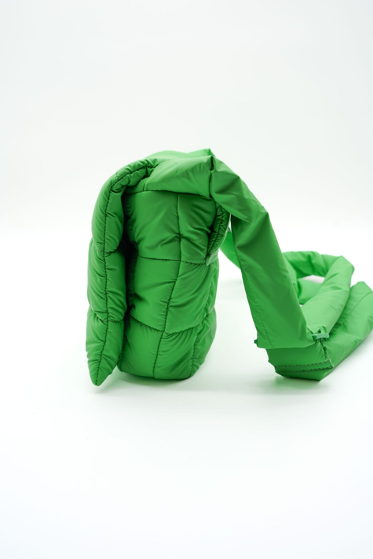 Tasche, Vee Collective