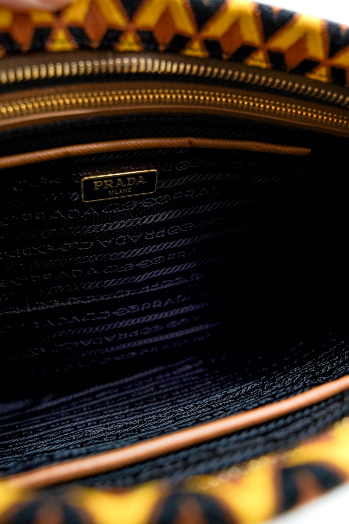 Clutch, Prada 