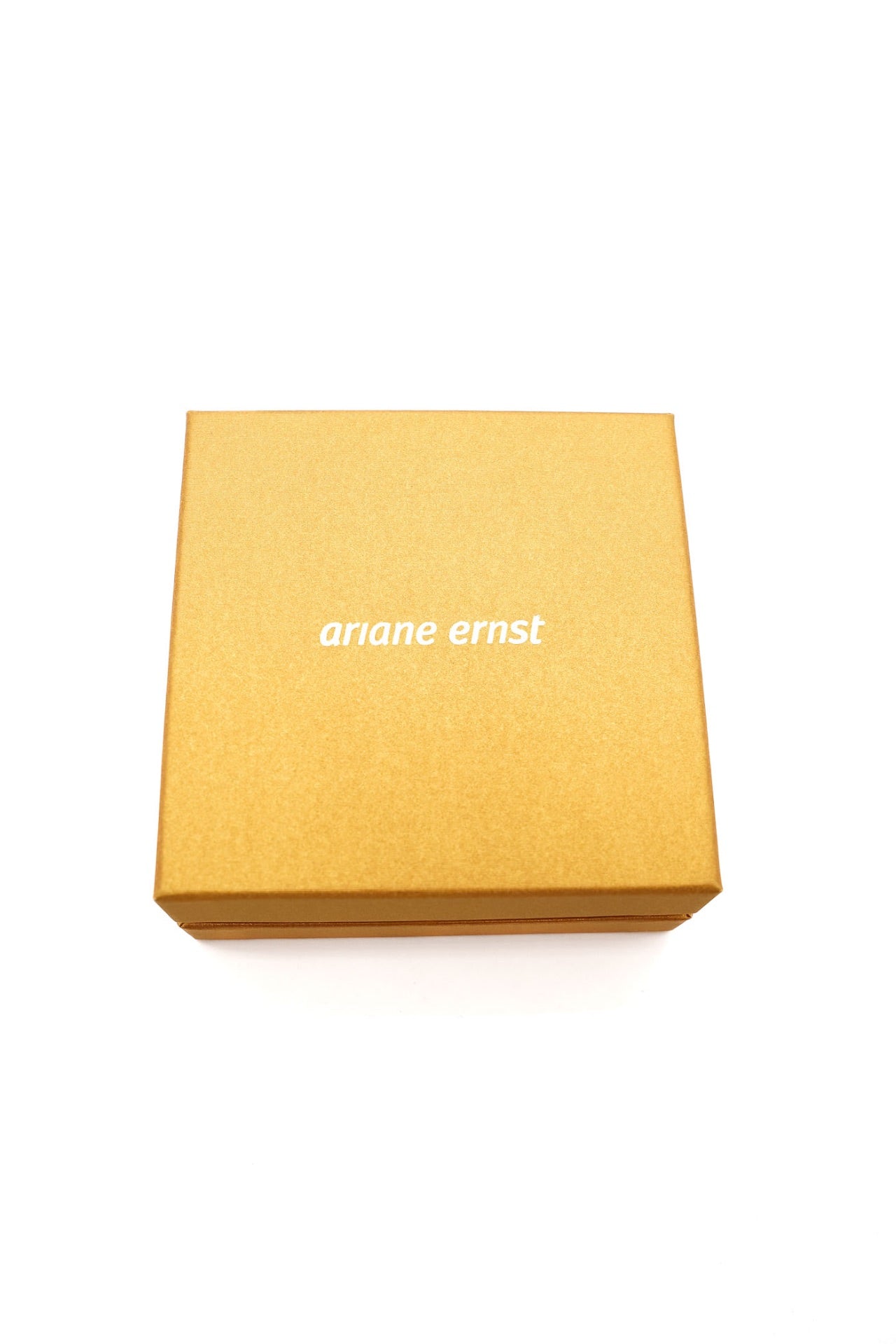 Kette, Ariane Ernst