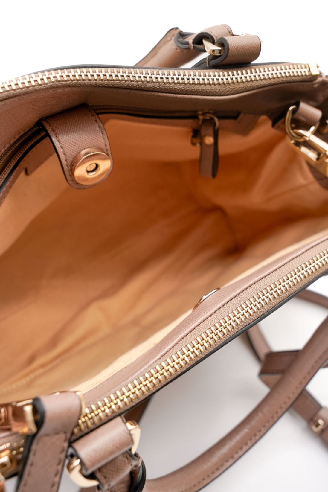 Tasche, Coccinelle