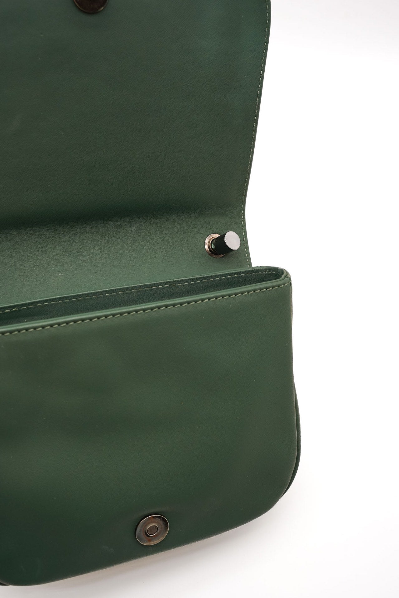Tasche, Lili Radu