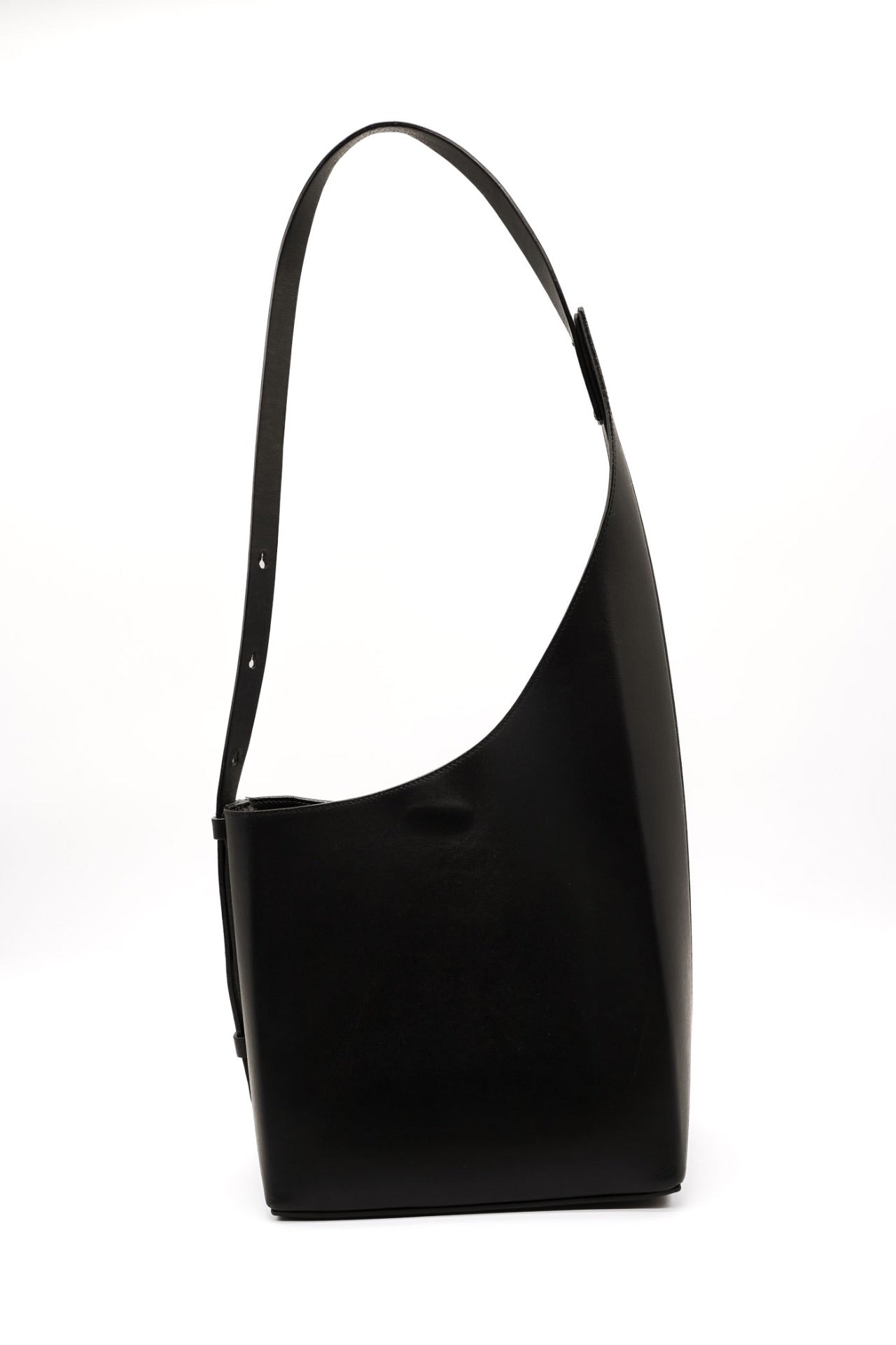 Tasche, Aesther Ekme