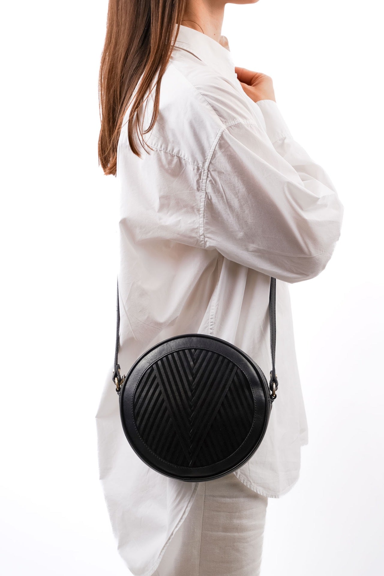 Tasche, Lili Radu