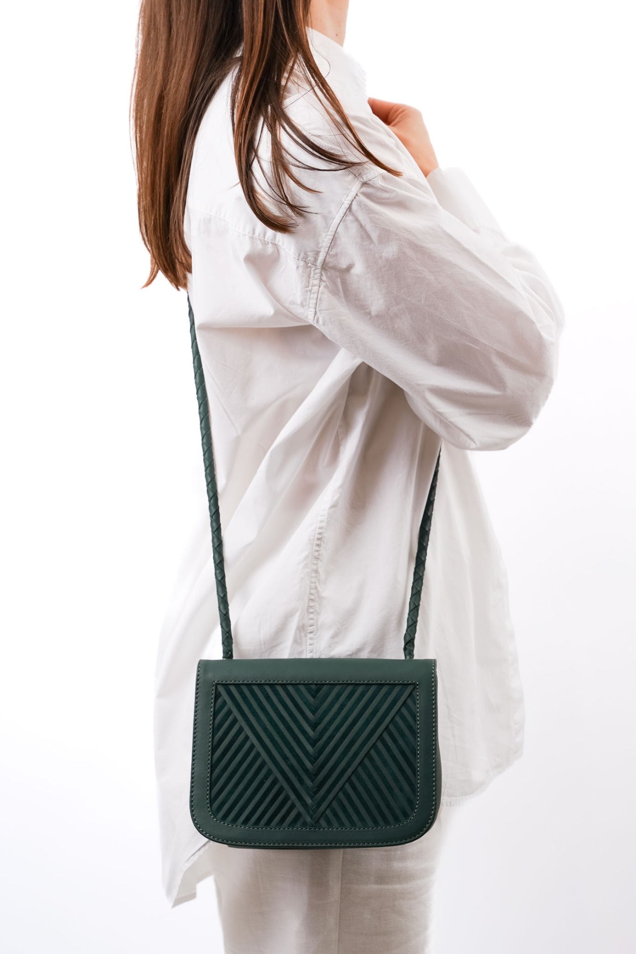 Tasche, Lili Radu