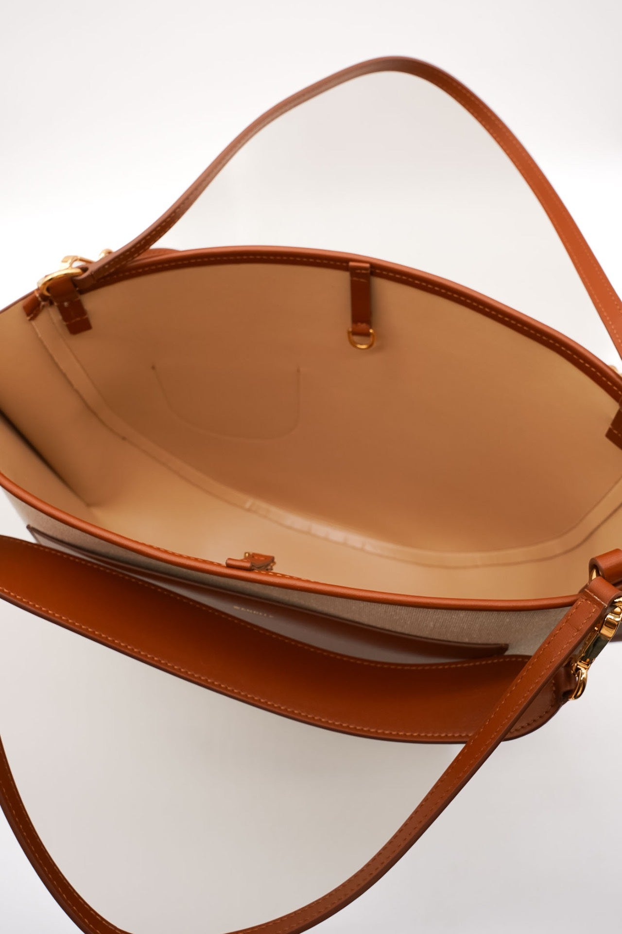 Tasche, Wandler