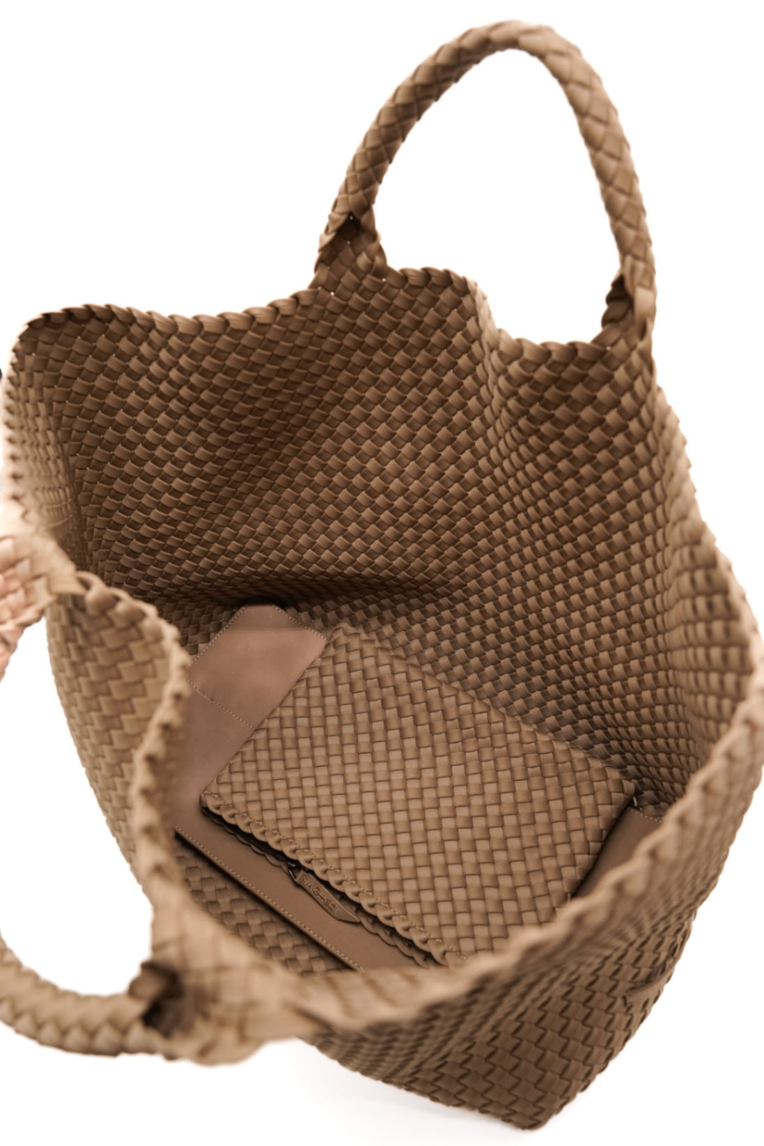 Tasche, Naghedi