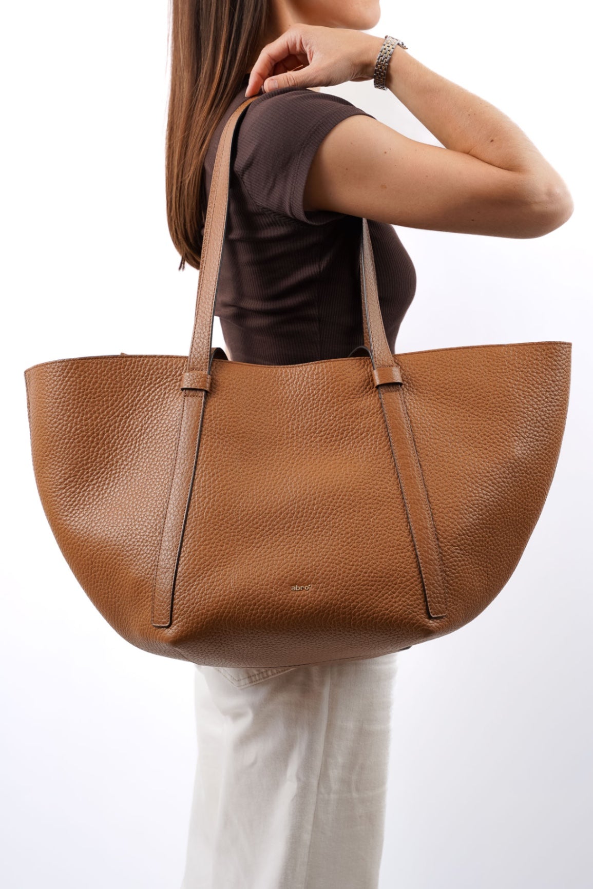 Tasche, Abro