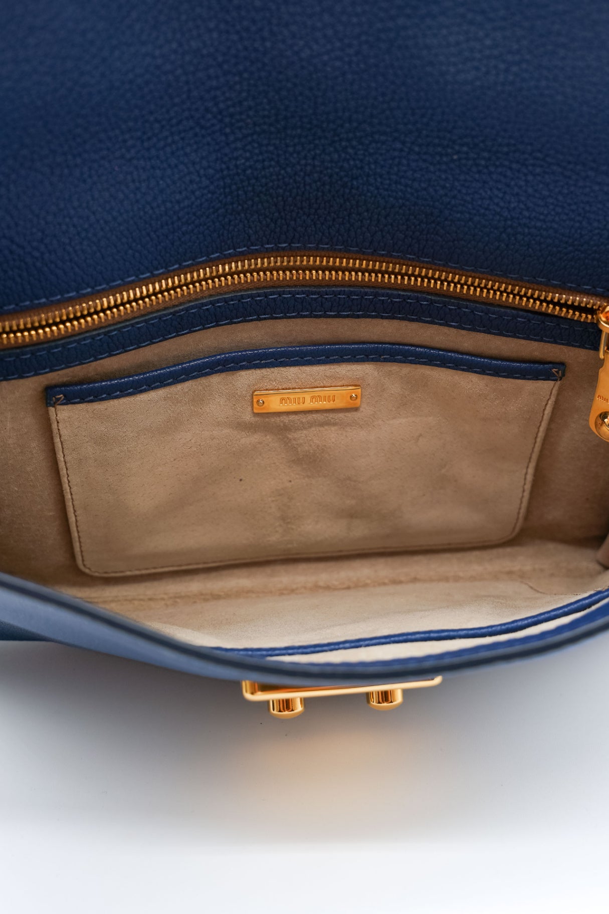 Clutch, Miu Miu