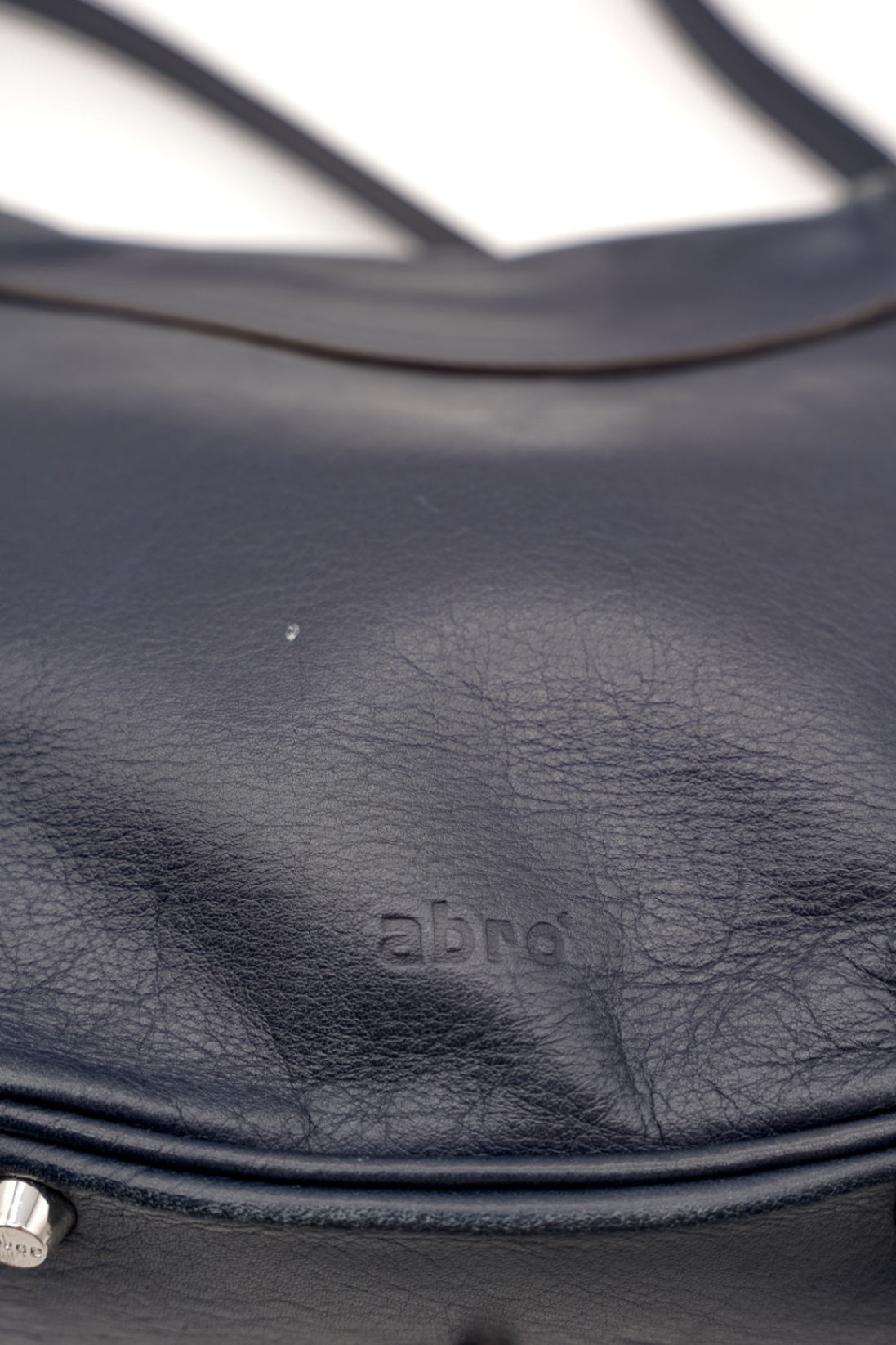 Tasche, Abro