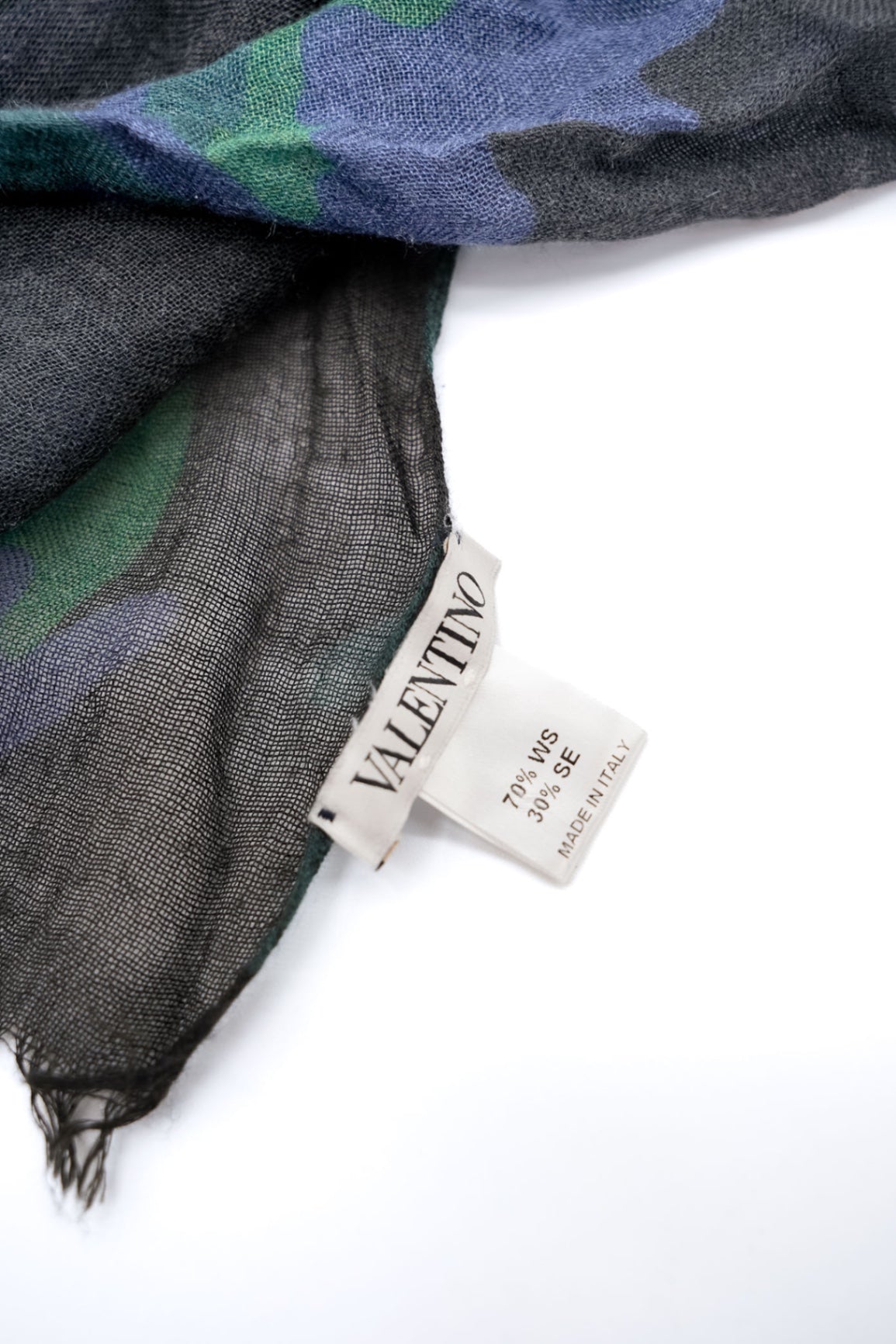Tuch, Valentino